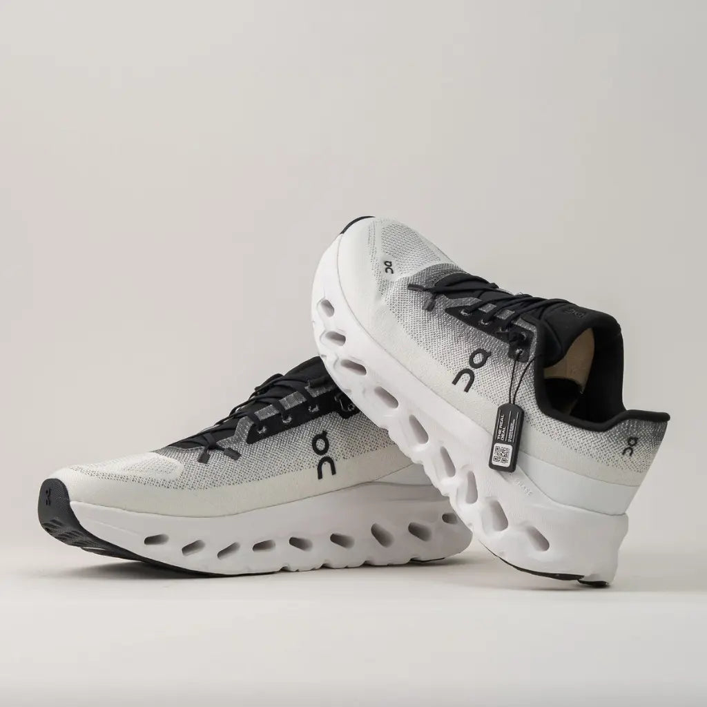 Tenis ON Cloud Tilt