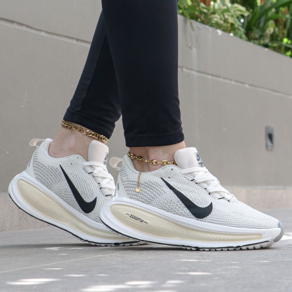 Tenis Nk Vomero 18 1.1